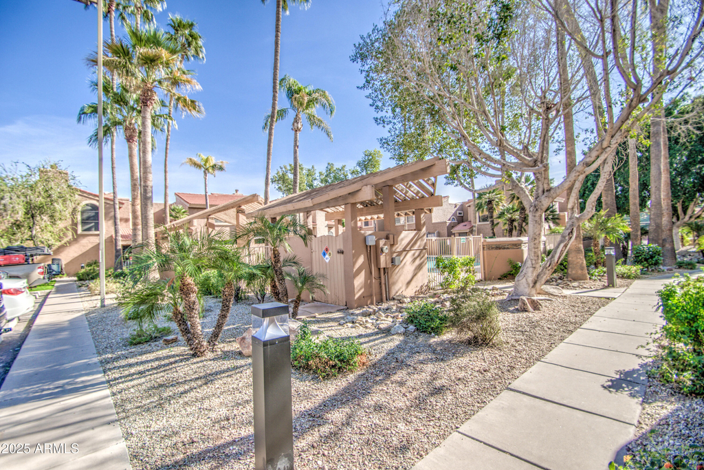 5640 E Bell Road - Photo 37