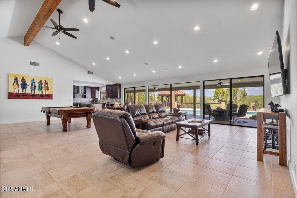 10626 N Indian Wells Drive - Photo 2