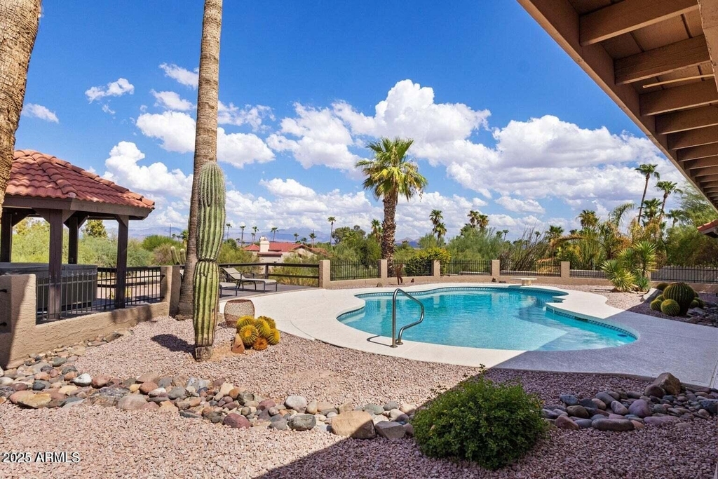 10626 N Indian Wells Drive - Photo 24