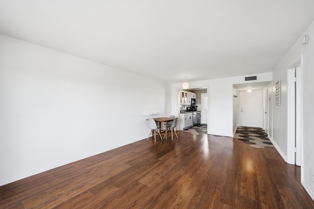 4700 Washington Street - Photo 4