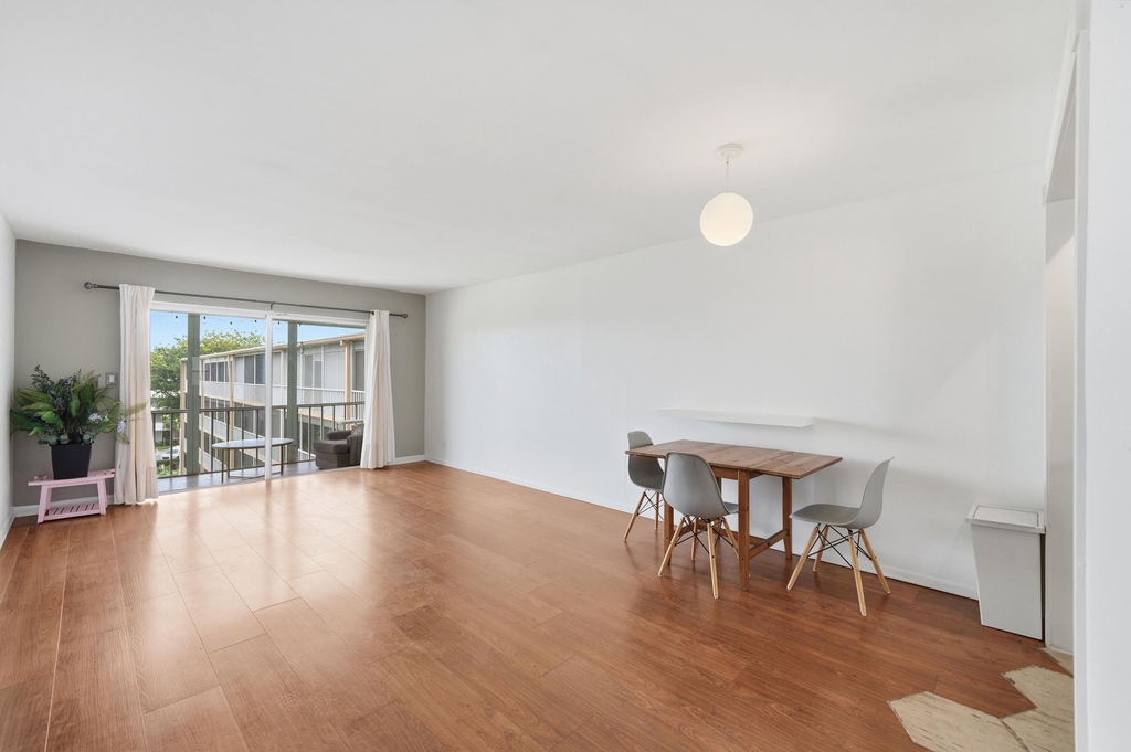 4700 Washington Street - Photo 1
