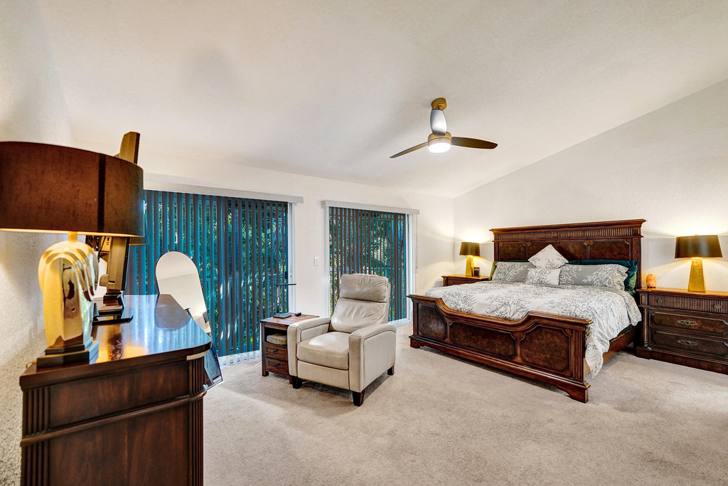 1743 Ne 4th Avenue - Photo 13
