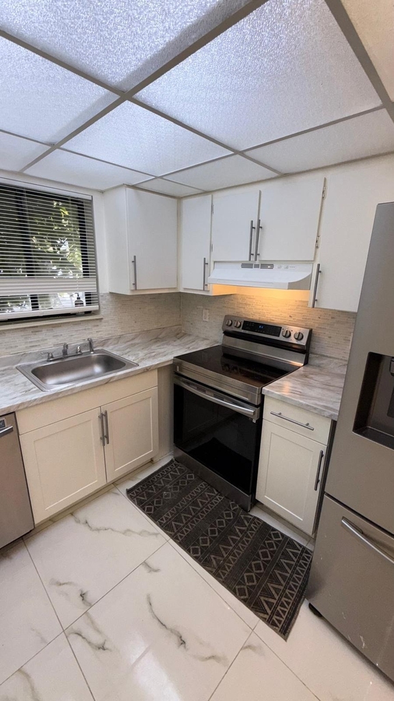 1225 S Flagler Avenue - Photo 5