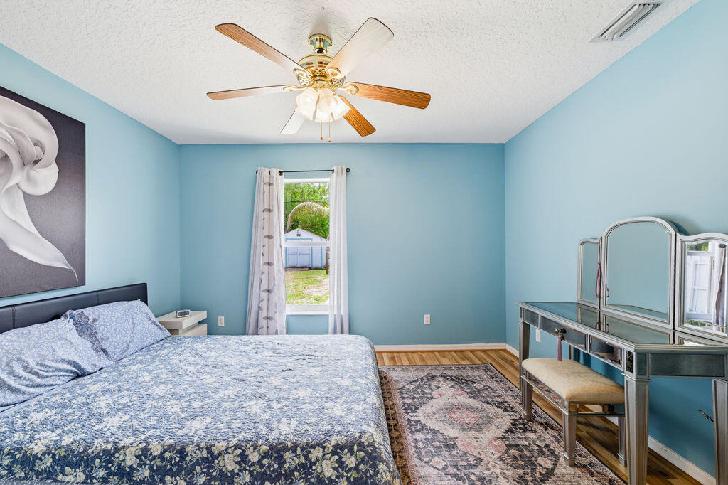 1838 Se Genaro Terrace - Photo 15