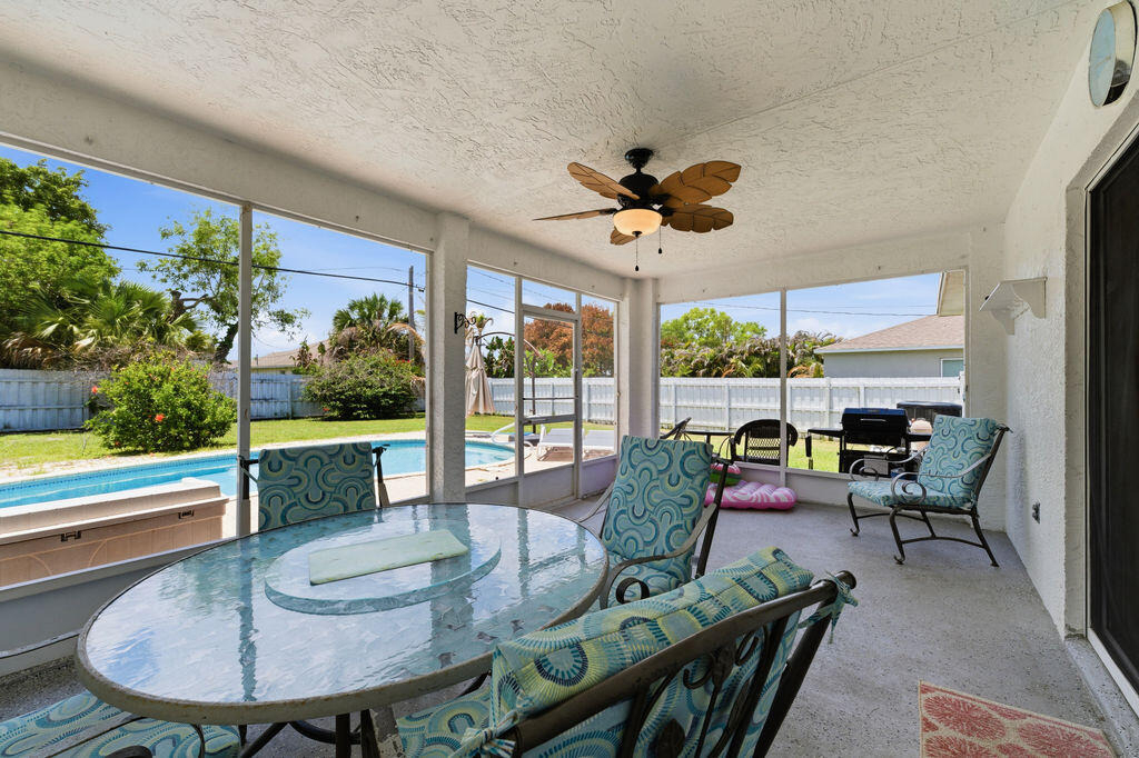 1838 Se Genaro Terrace - Photo 18