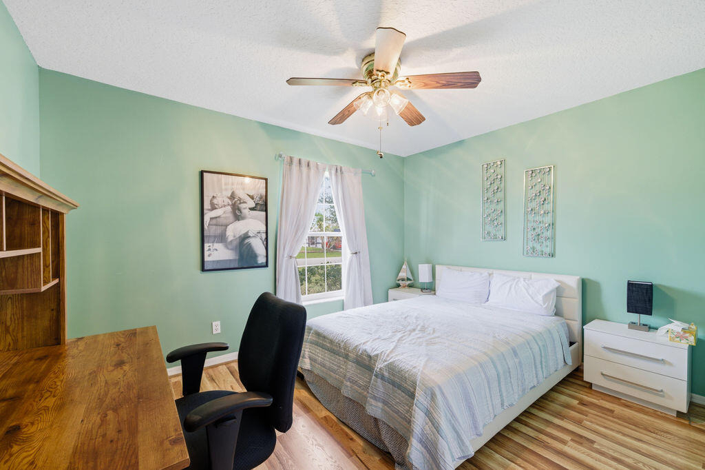 1838 Se Genaro Terrace - Photo 12