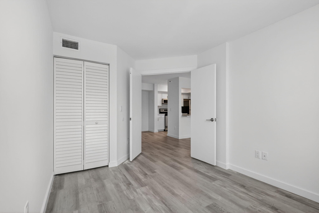 103 Yacht Club Way - Photo 19