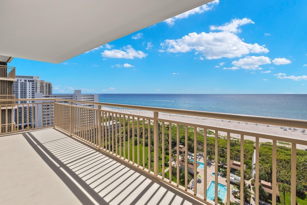 3400 N Ocean Drive - Photo 0