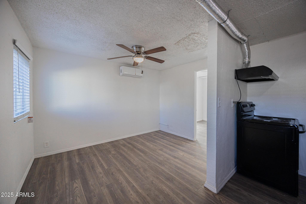 2537 E Willetta Street - Photo 5