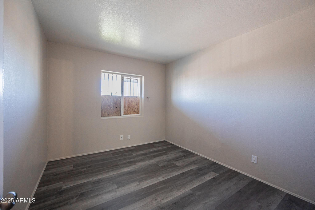 1703 W Mountain View Road - Photo 8