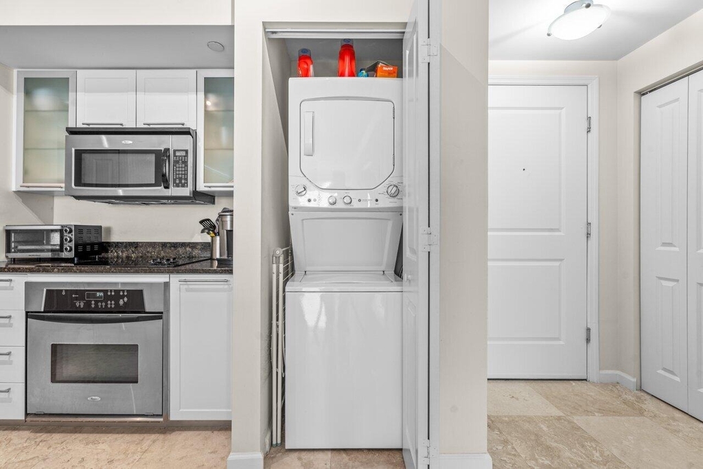 235 Ne 1st Street - Photo 1