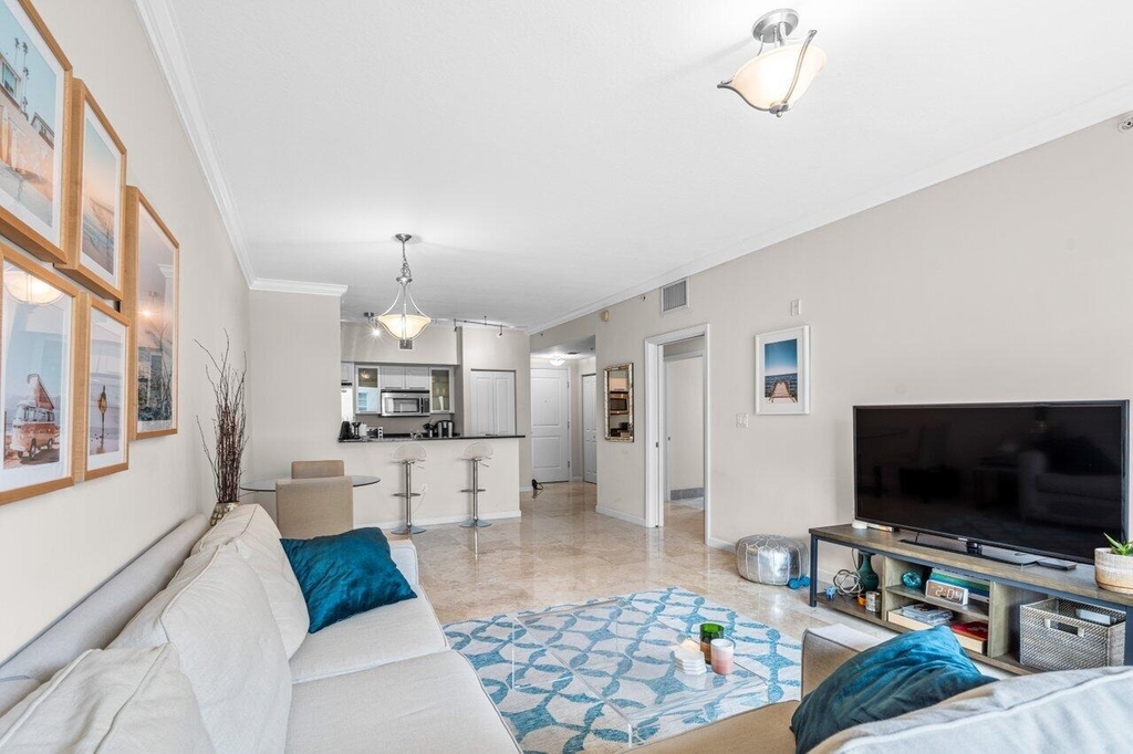 235 Ne 1st Street - Photo 7