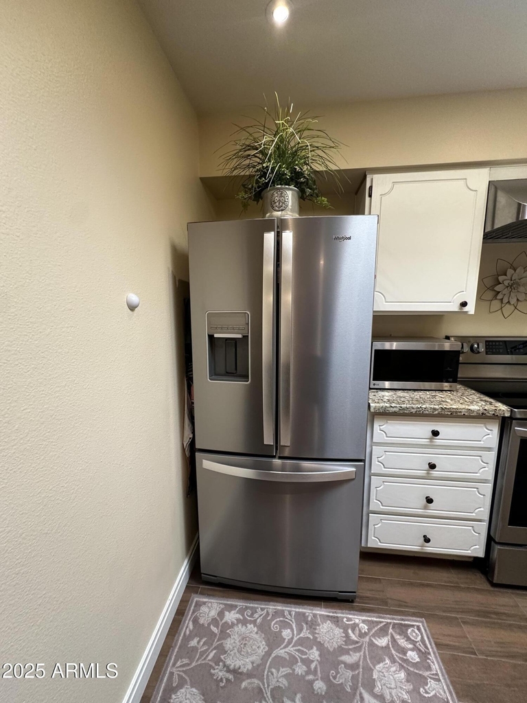 4328 E Capri Avenue - Photo 18