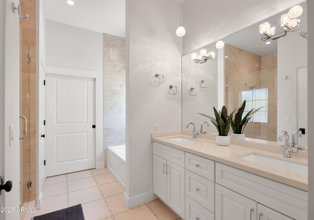 3229 E Campbell Avenue - Photo 35