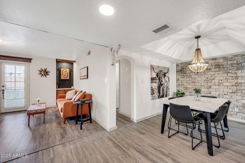 8787 E Mountain View Road - Photo 9