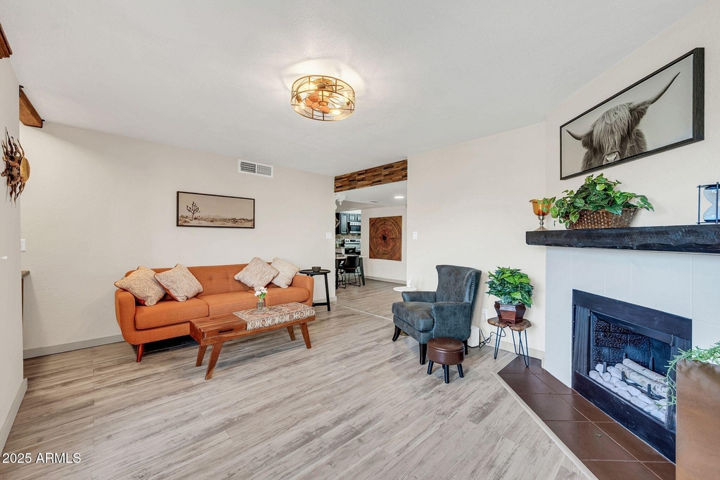 8787 E Mountain View Road - Photo 14