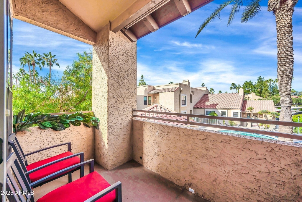 8787 E Mountain View Road - Photo 46