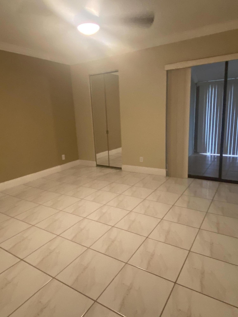 633 Sea Pine Way - Photo 24