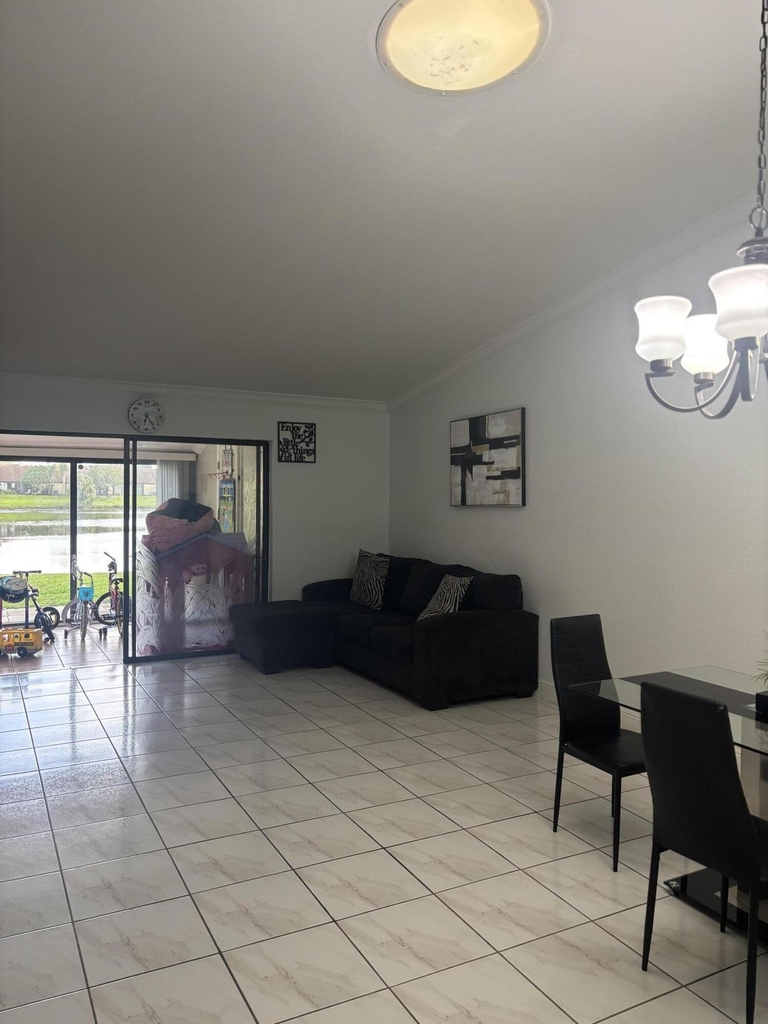 633 Sea Pine Way - Photo 32