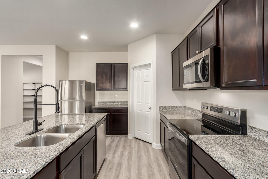11204 W Mobile Lane - Photo 8