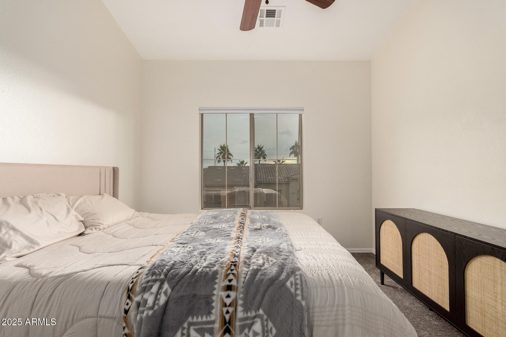 240 W Juniper Avenue - Photo 20