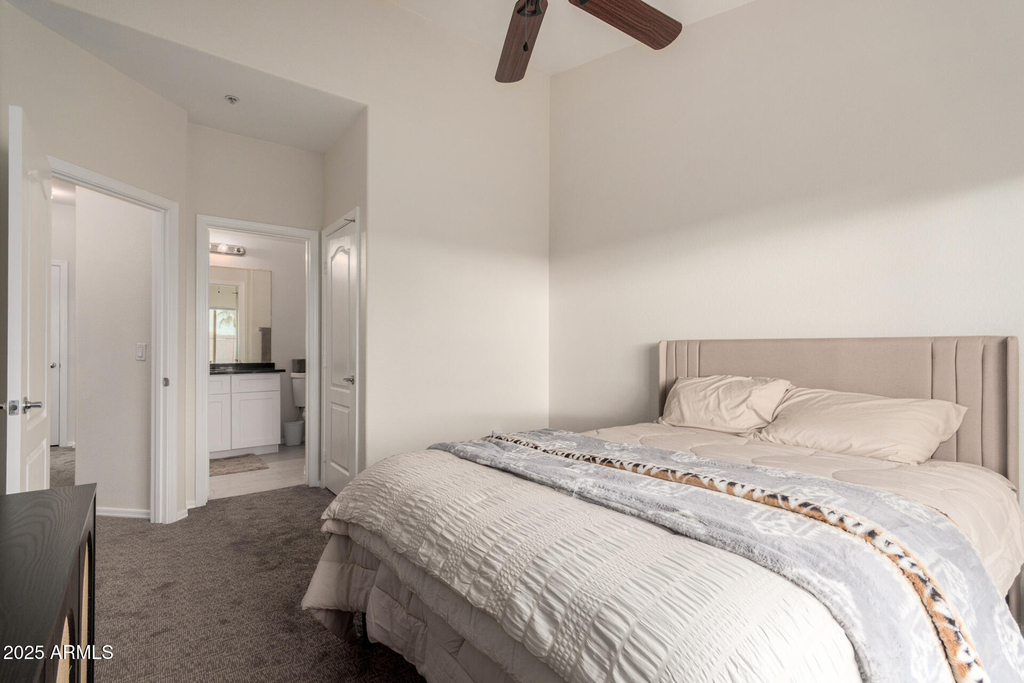 240 W Juniper Avenue - Photo 18