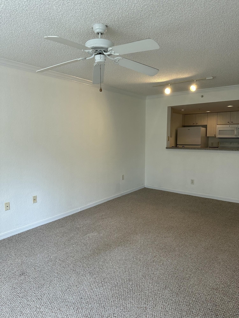 1801 N Flagler Drive - Photo 3