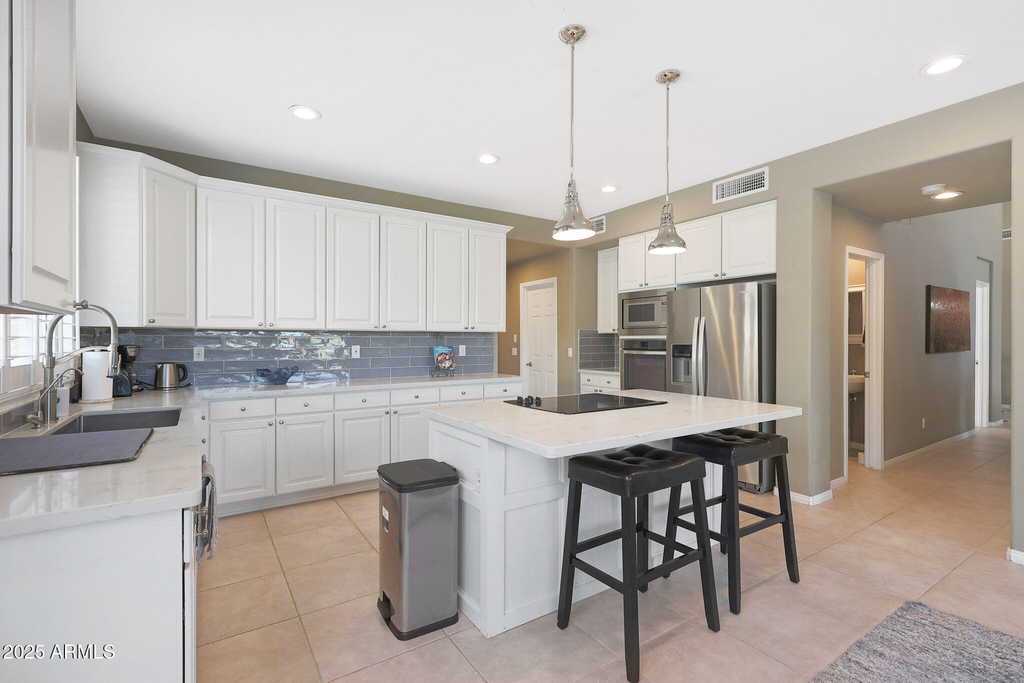 1740 W Bartlett Way - Photo 3