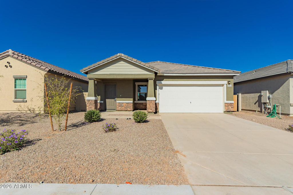 47662 W Mellen Lane - Photo 0