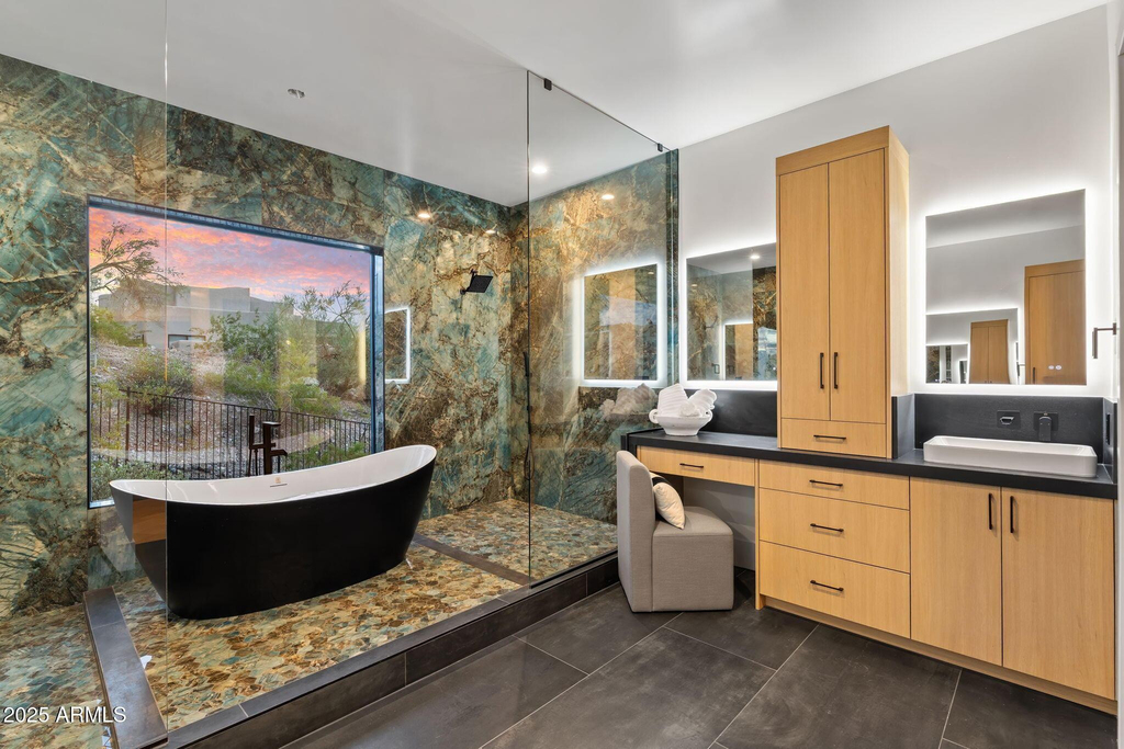 3135 E Palo Verde Drive - Photo 29