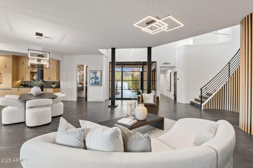 3135 E Palo Verde Drive - Photo 8