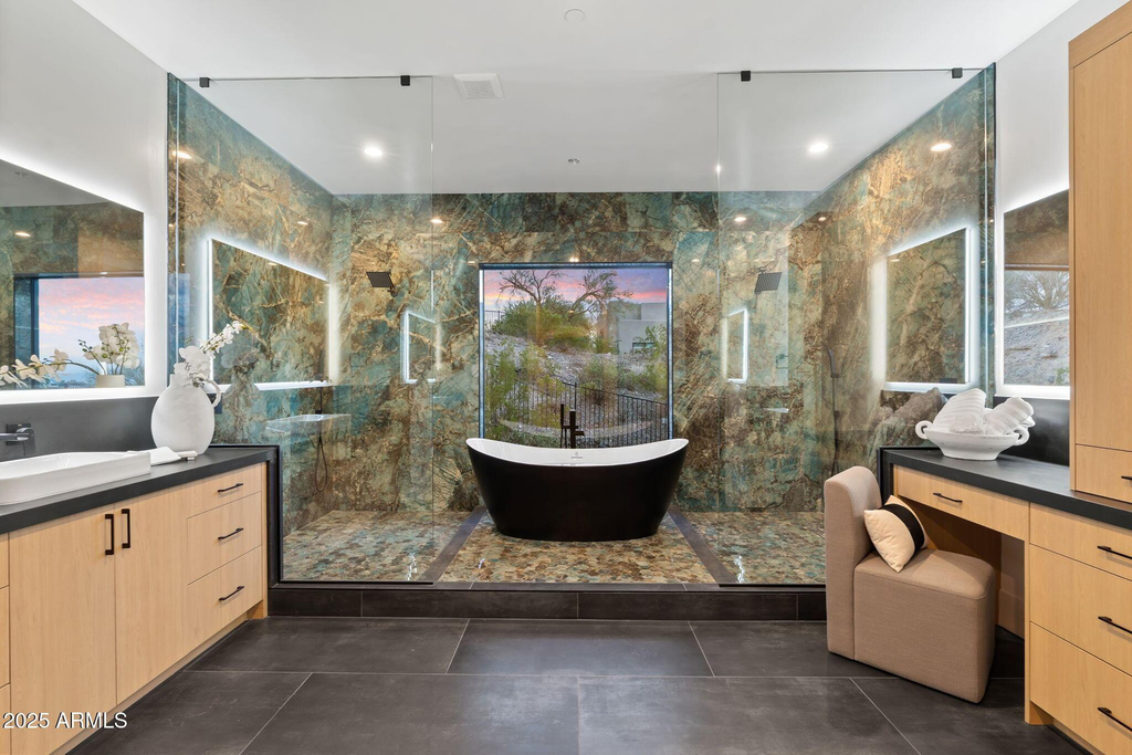 3135 E Palo Verde Drive - Photo 28