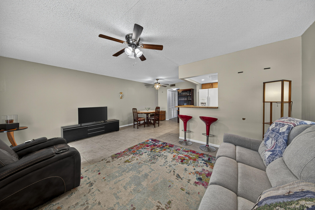 125 Newport I - Photo 7