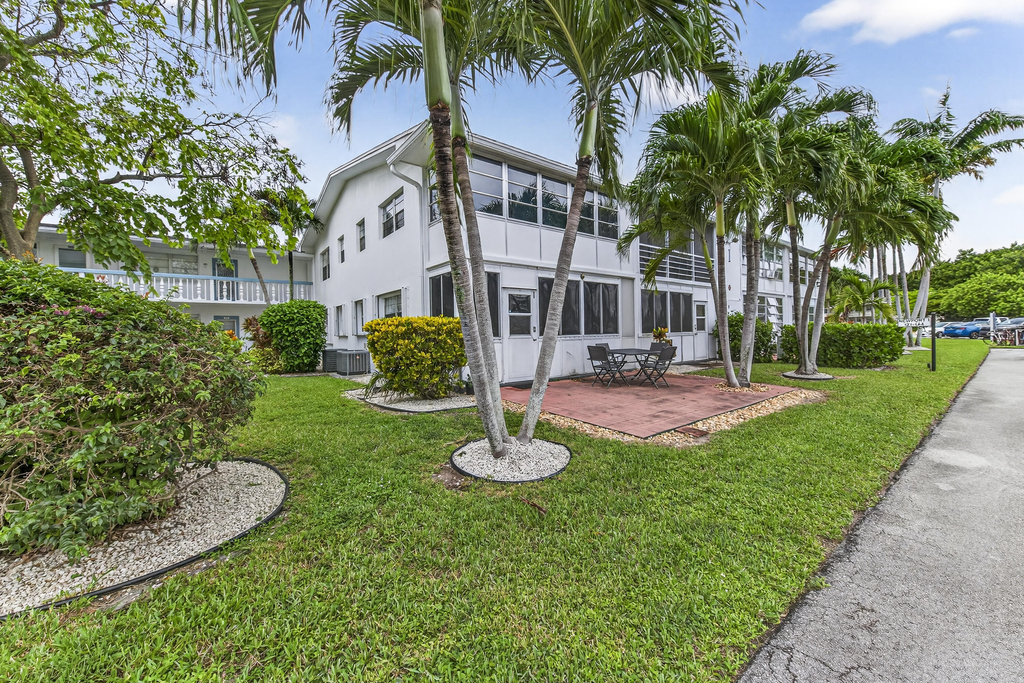 125 Newport I - Photo 27