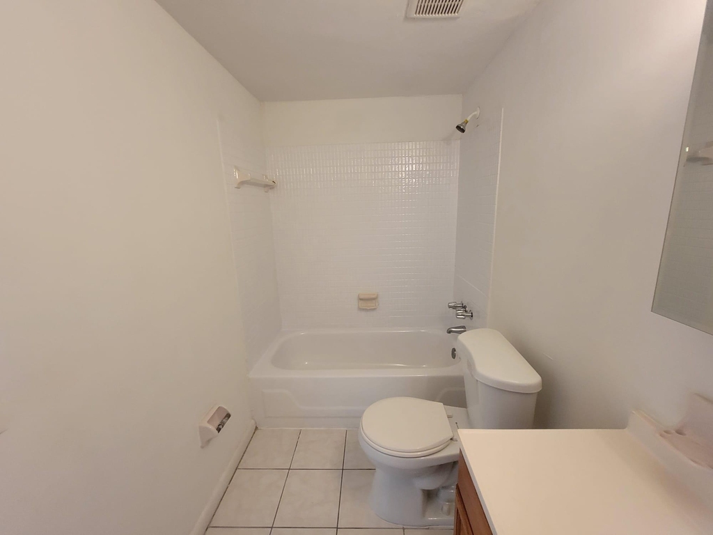 3700 Nw 21st Street - Photo 7