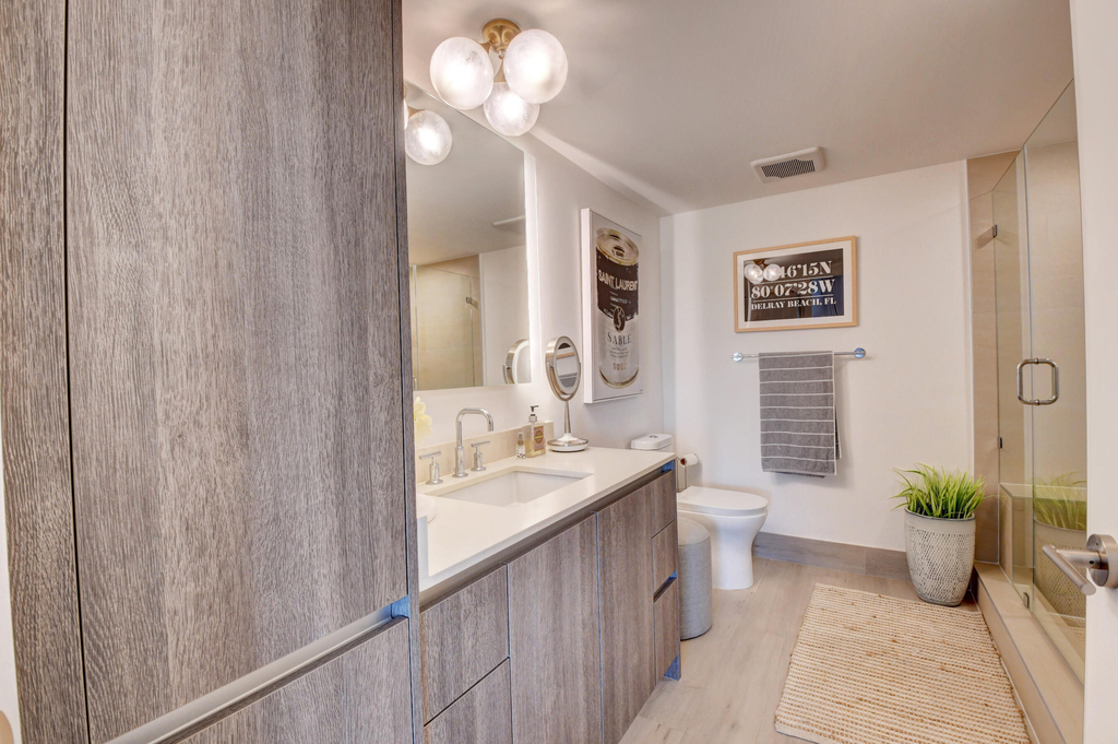 111 Se 1st Avenue - Photo 18