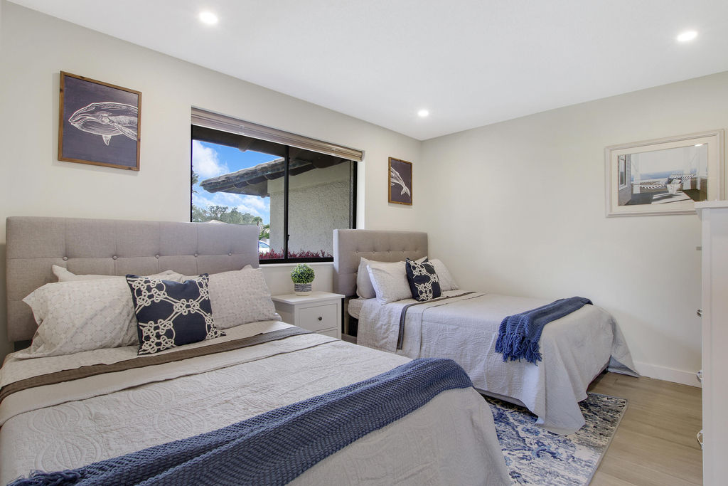 533 Club Drive - Photo 12