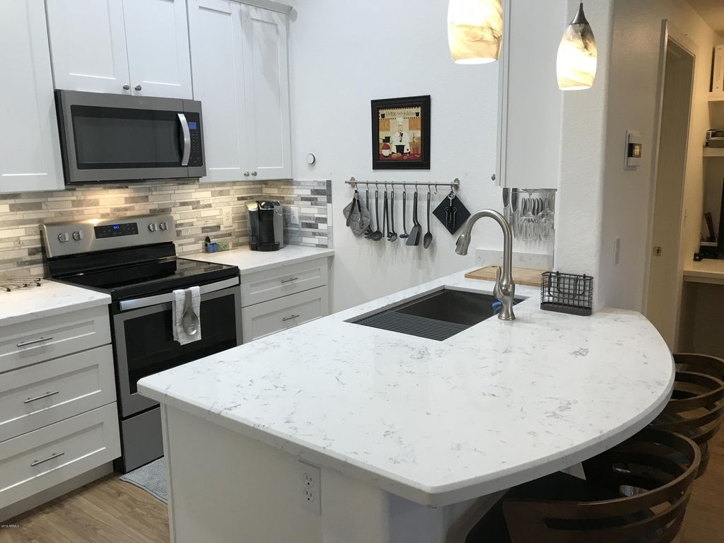 14250 W Wigwam Boulevard - Photo 8