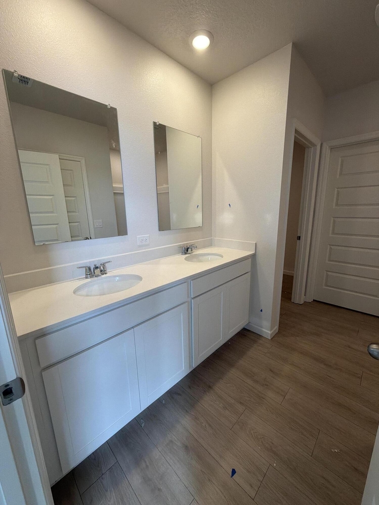 1434 Garabaldi Circle Se - Photo 2