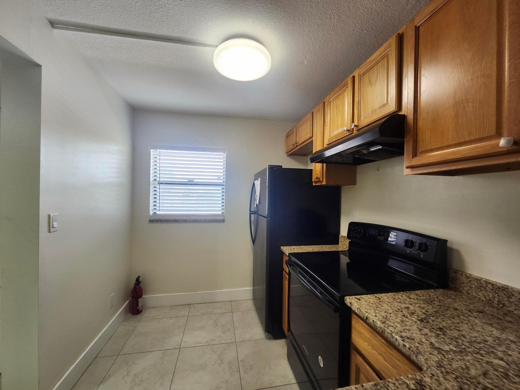 3470 Foxcroft Road - Photo 7