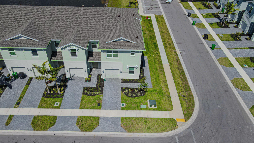 503 Se Rivergrass Street - Photo 44
