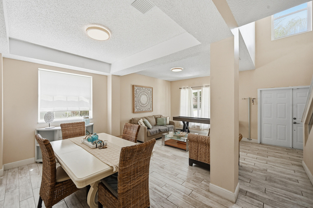 15073 Oak Chase Court - Photo 4