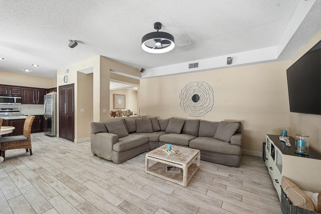 15073 Oak Chase Court - Photo 13