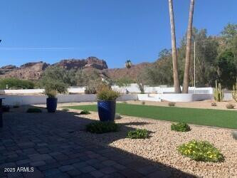 4632 N 49th Place - Photo 2