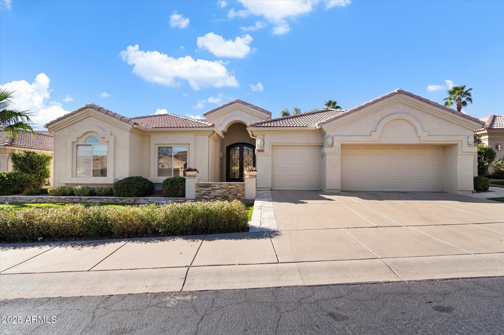 17394 N 77th Street - Photo 1