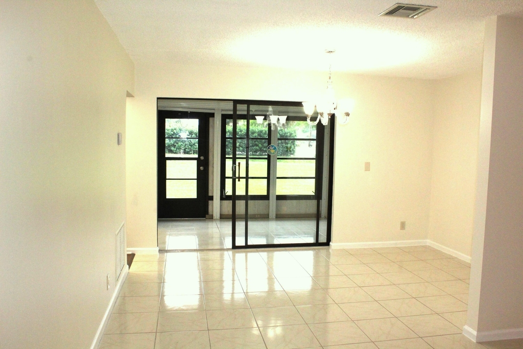 4450 Nutmeg Tree Lane - Photo 5