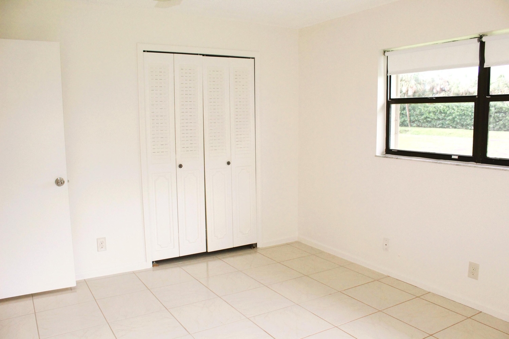 4450 Nutmeg Tree Lane - Photo 12