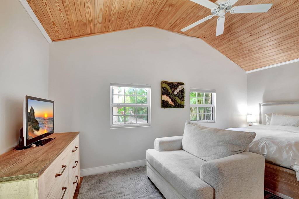 1409 Georgia Avenue - Photo 9
