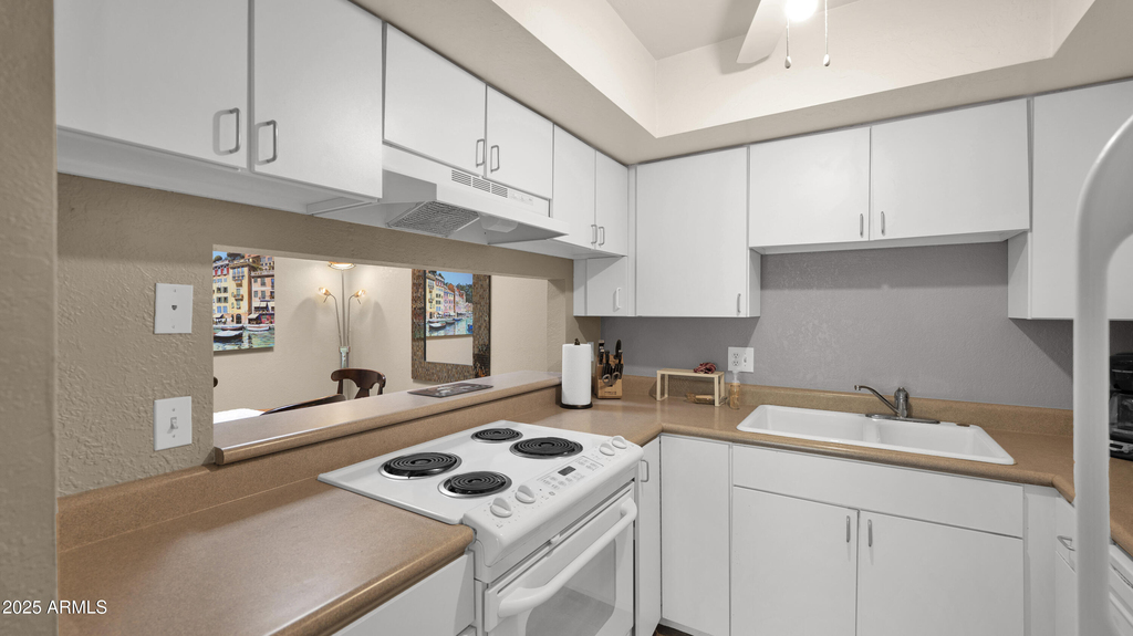 8649 E Royal Palm Road - Photo 9