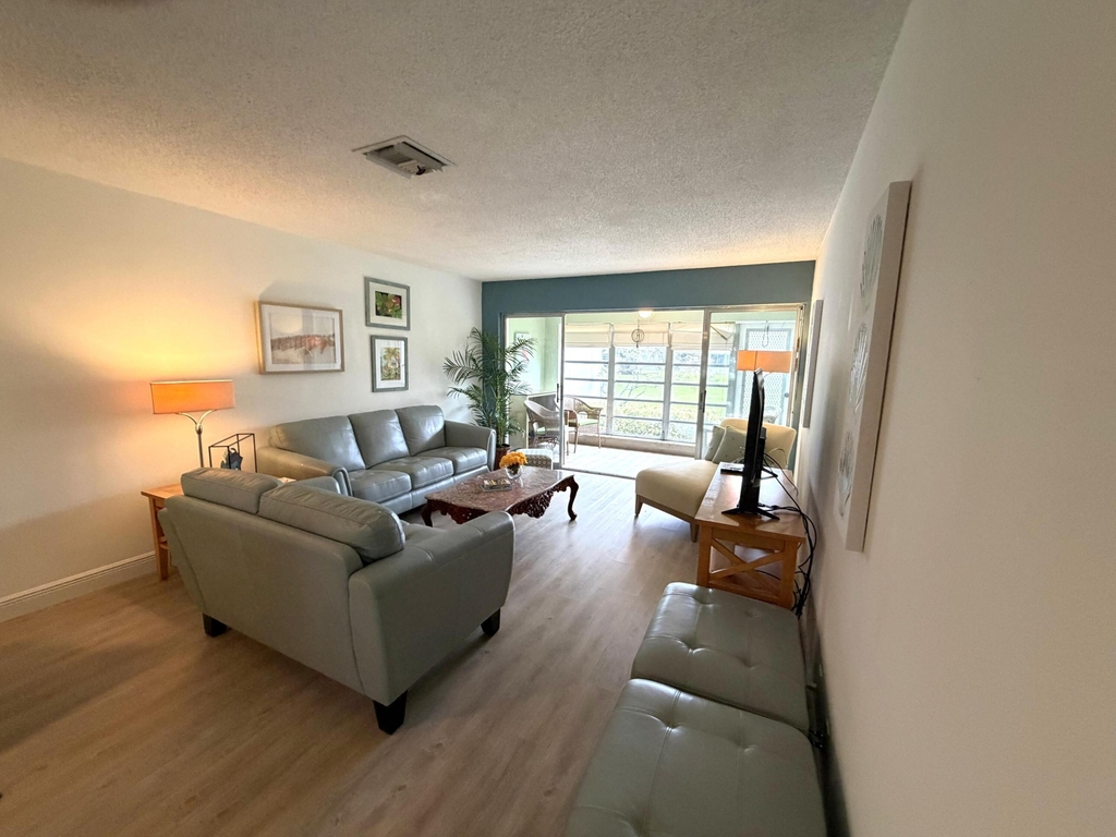 2520 Pansey Lane - Photo 5
